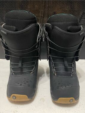 Burton Supreme Women’s Snowboard Boots Black 8.5 Speed Lace Medium Flex